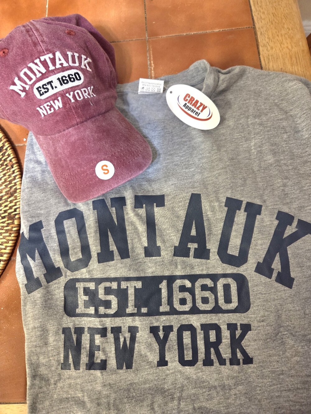 NWT 2 Mens Womens Montauk NY USA T Shirt & Hat S Grey Burgundy $55
